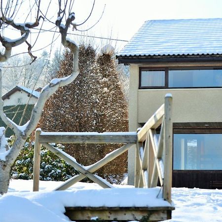 Hotel Val Du Rio Le Chambon-sur-Lignon Exterior foto